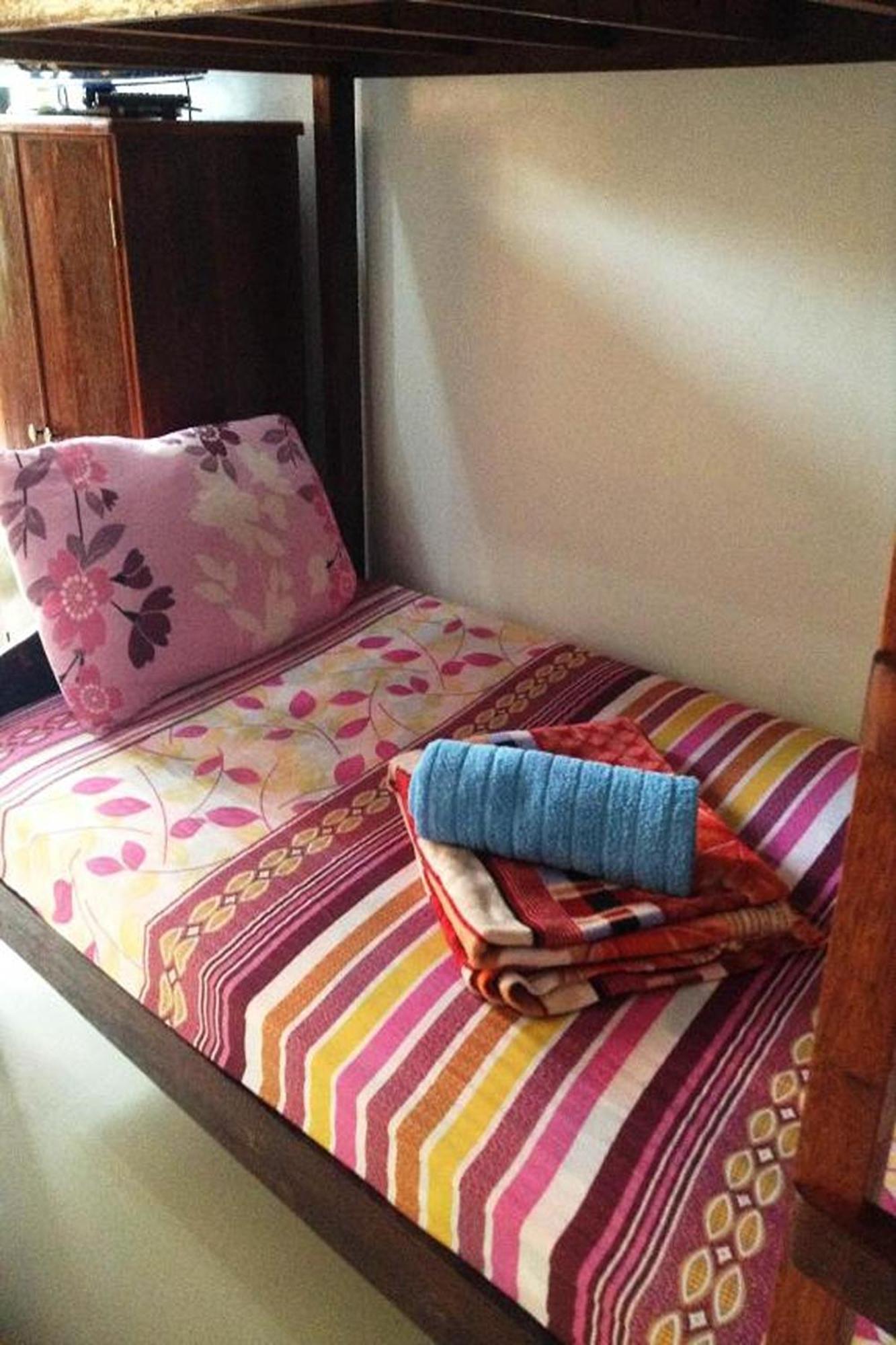 Citadel Bed And Breakfast Puerto Princesa Esterno foto