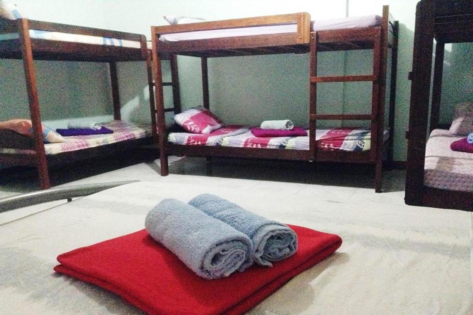 Citadel Bed And Breakfast Puerto Princesa Esterno foto