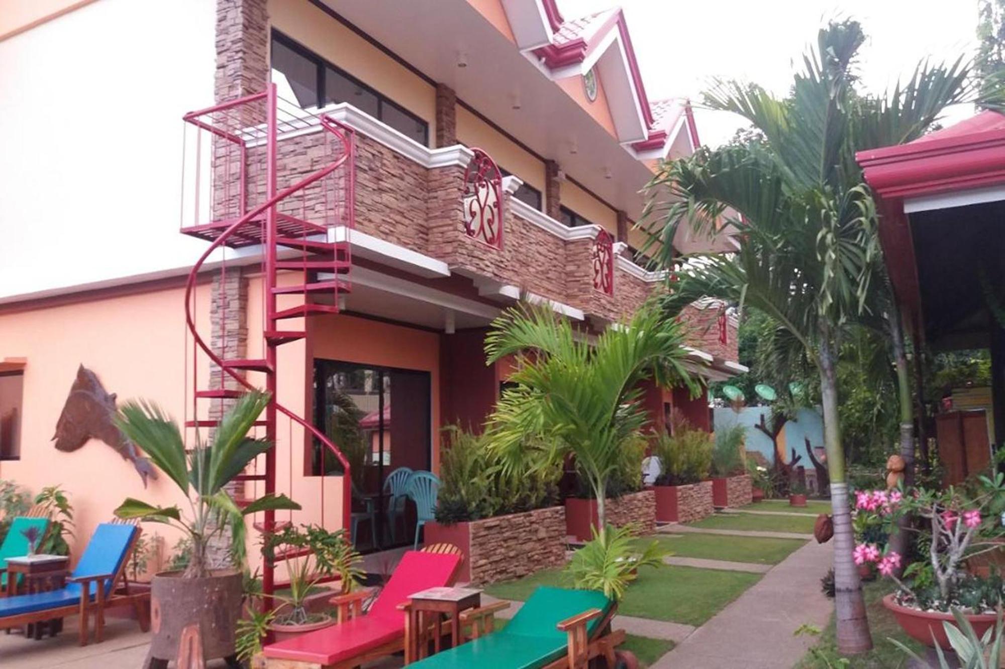 Citadel Bed And Breakfast Puerto Princesa Esterno foto